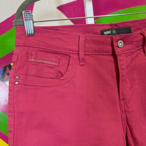 Levi's Pink Denim Bermuda Shorts. Size W30-10. In excellent condition! - Picture 2 of 9